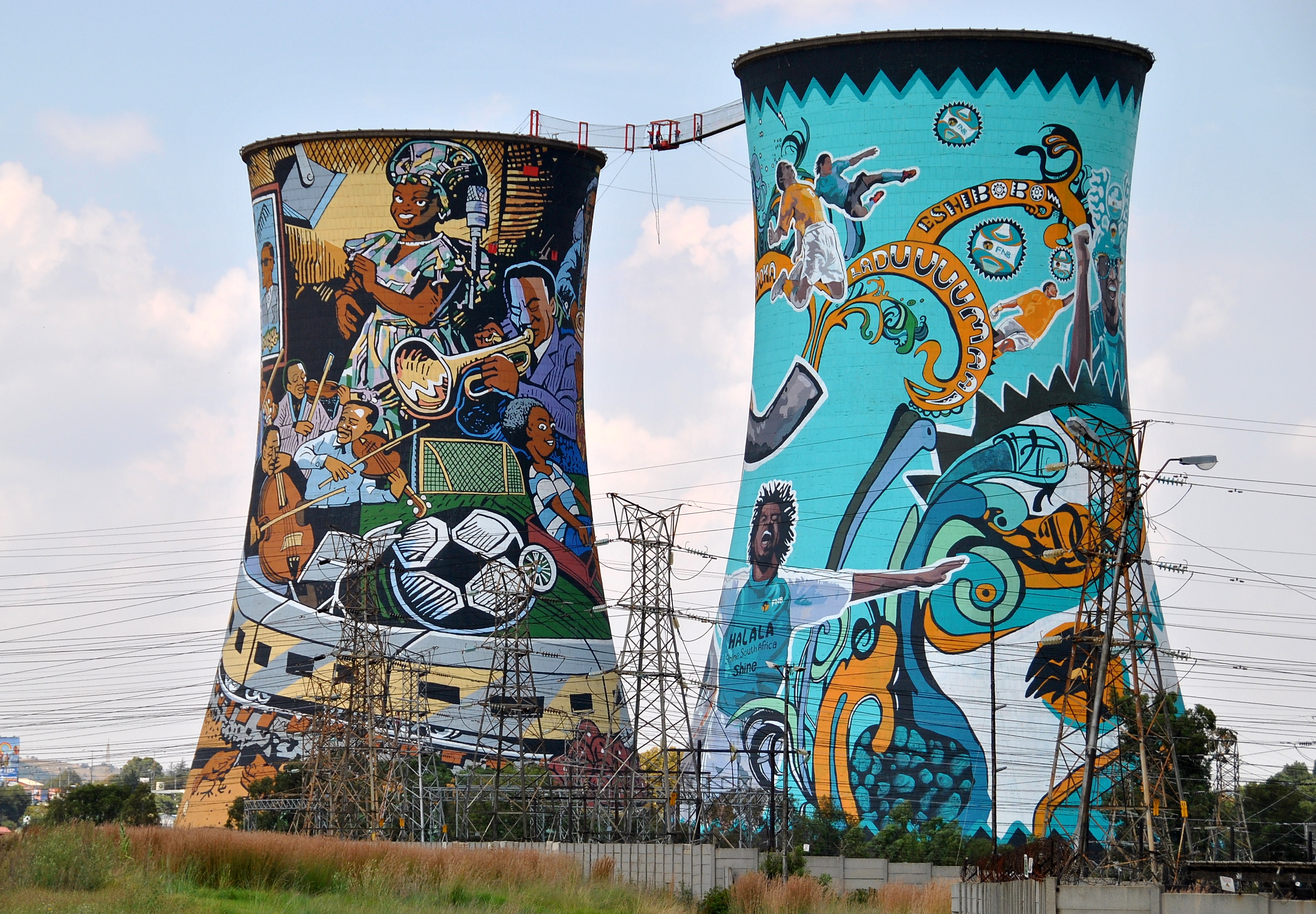 The World Turns Slowly Bungee jump from Soweto’s iconic Orlando Towers.